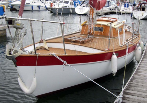 24 foot yacht for sale