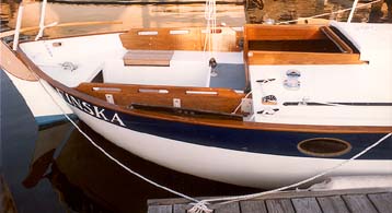 Note the varnished seatbacks, which make the cockpit very comfortable.