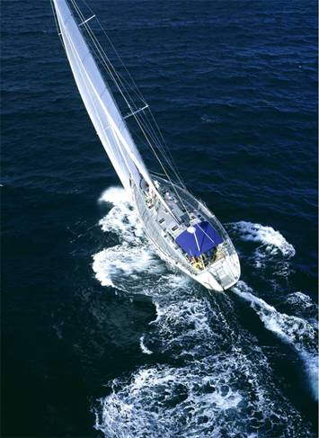 Onora sailing
